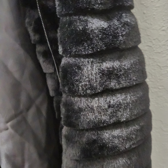 KATYDID Black faux fur lined zip up best, collard fur vest, black fur outerwear - Picture 11 of 14